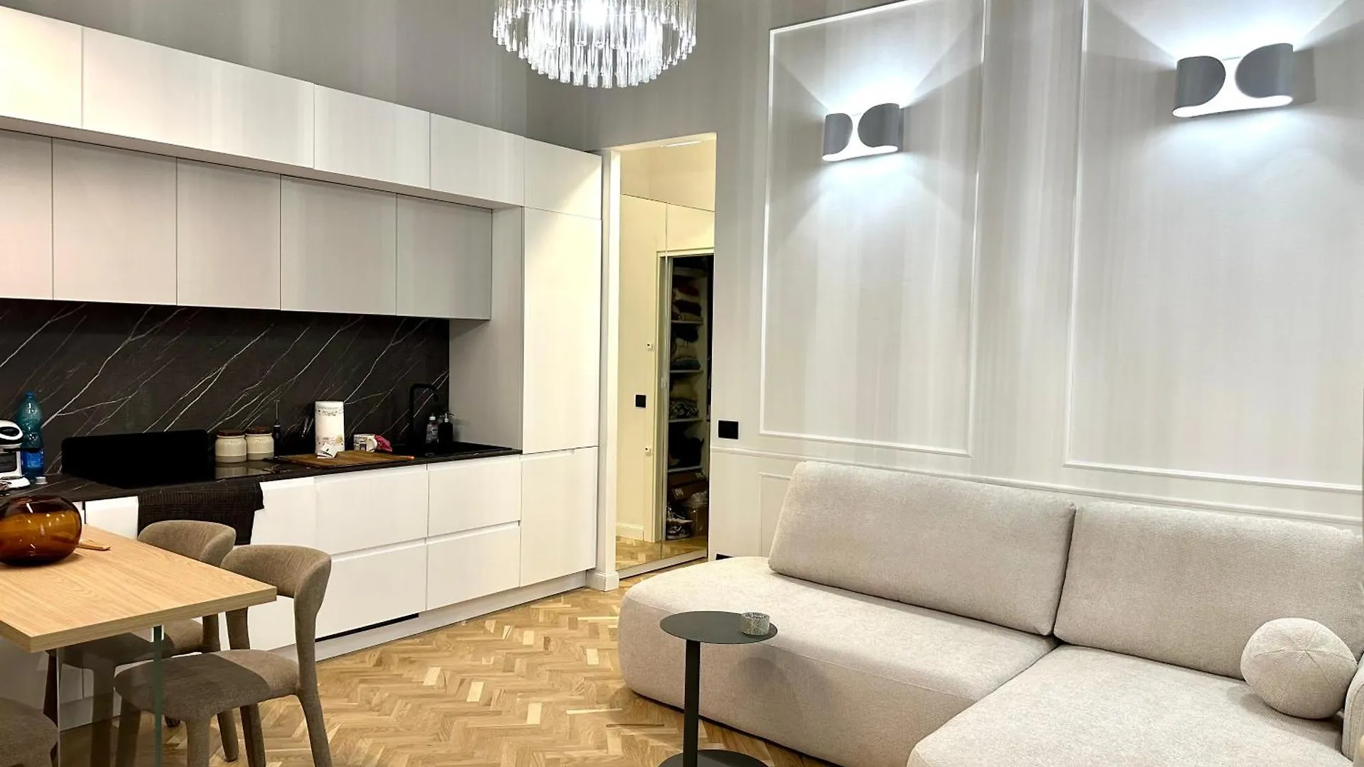 Elegant City Apartment - Milano Centro איטליה